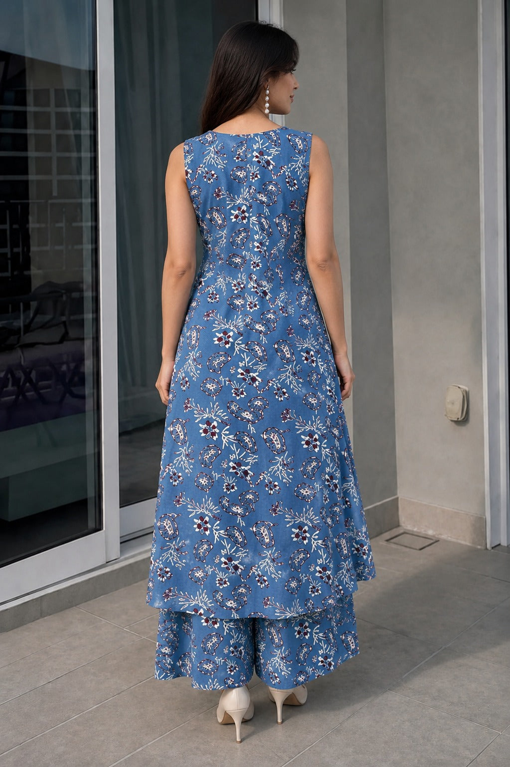 Indigo Bloom Hand-Block Floral Sleeveless Kurta & Palazzo Set